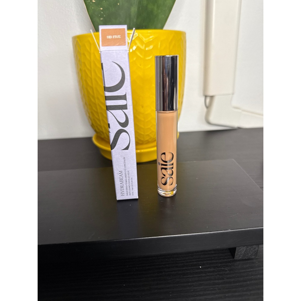 Saie Hydrabeam Sheer Brightening Under Eye Concealer HB Five Medium‎ Tan